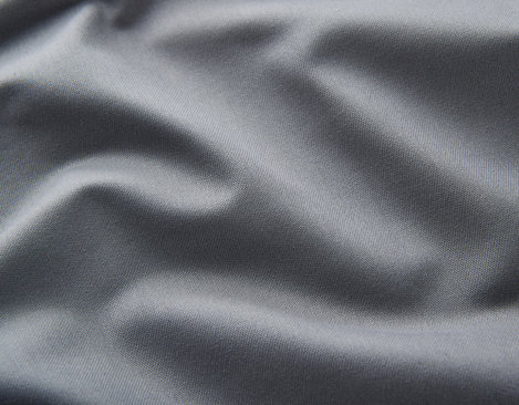 Bio Satin Stoff aus kbA Baumwolle mit 145 g/m² in Platin von Cotonea fabrics