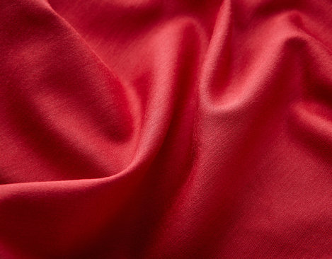 Bio Satin Stoff aus kbA Baumwolle mit 145 g/m² in Rot von Cotonea fabrics